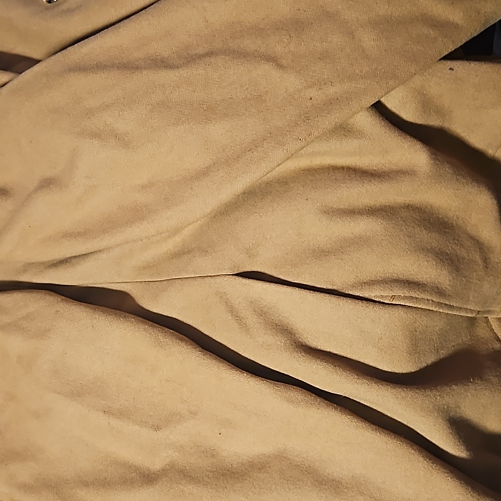 Coat - Picture 8 of 9